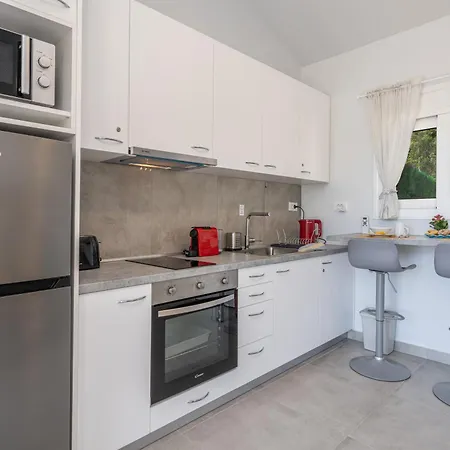 Foki House Apartment *