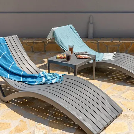 Apartment Foki House